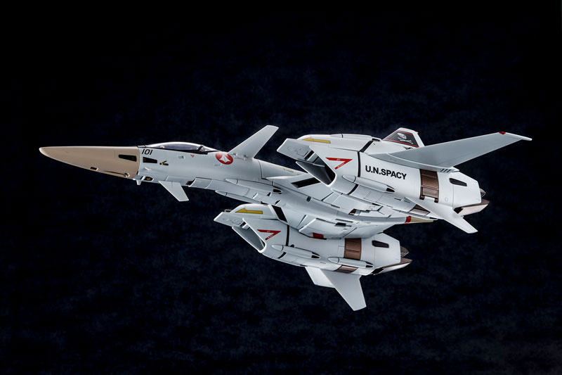 The Super Dimension Fortress Macross Flash Back 2012 1/60 Complete Transformation VF-4A Lightning III w/Hikaru Ichijyou Piloting