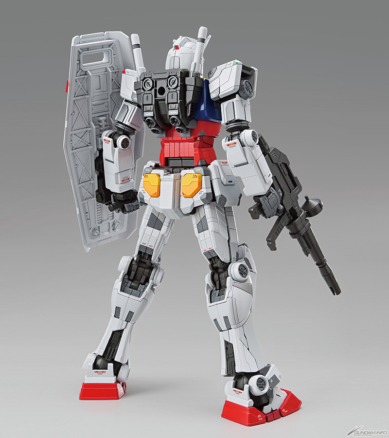 1/144 RX-78F00 Gundam & Gundam Ganaku