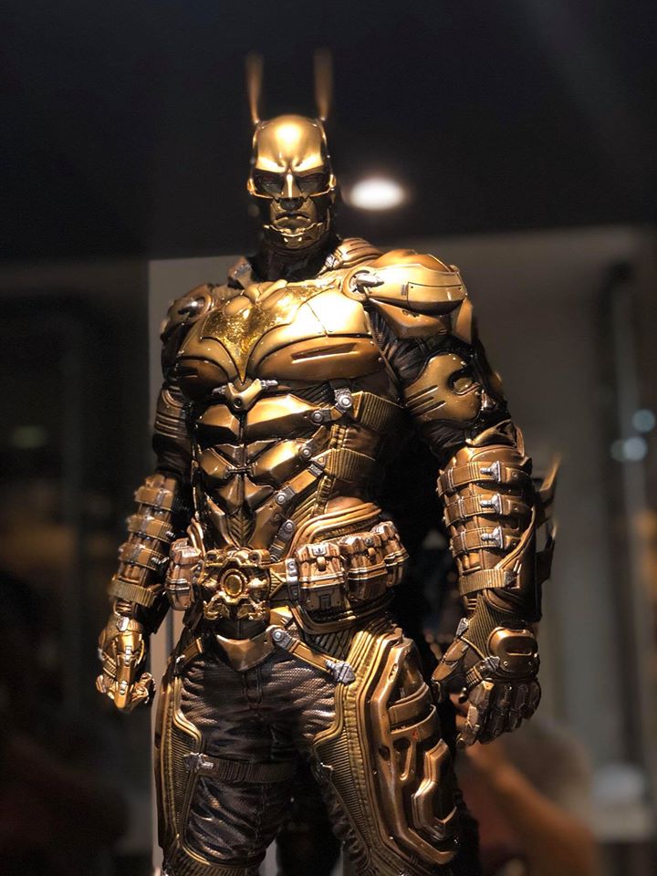 Batman Beyond Gold Version