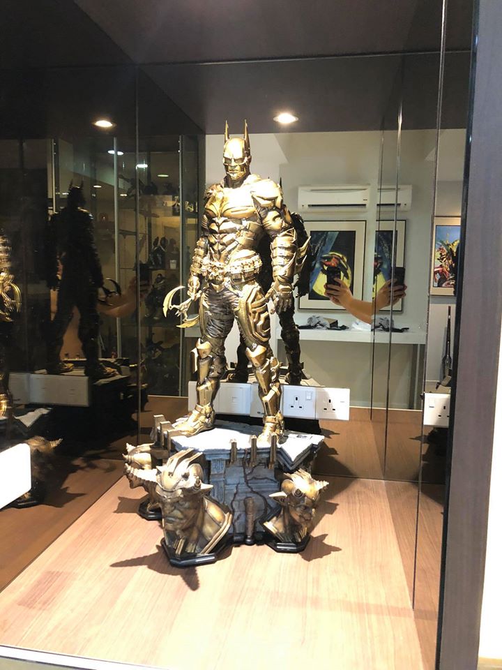 Batman Beyond Gold Version