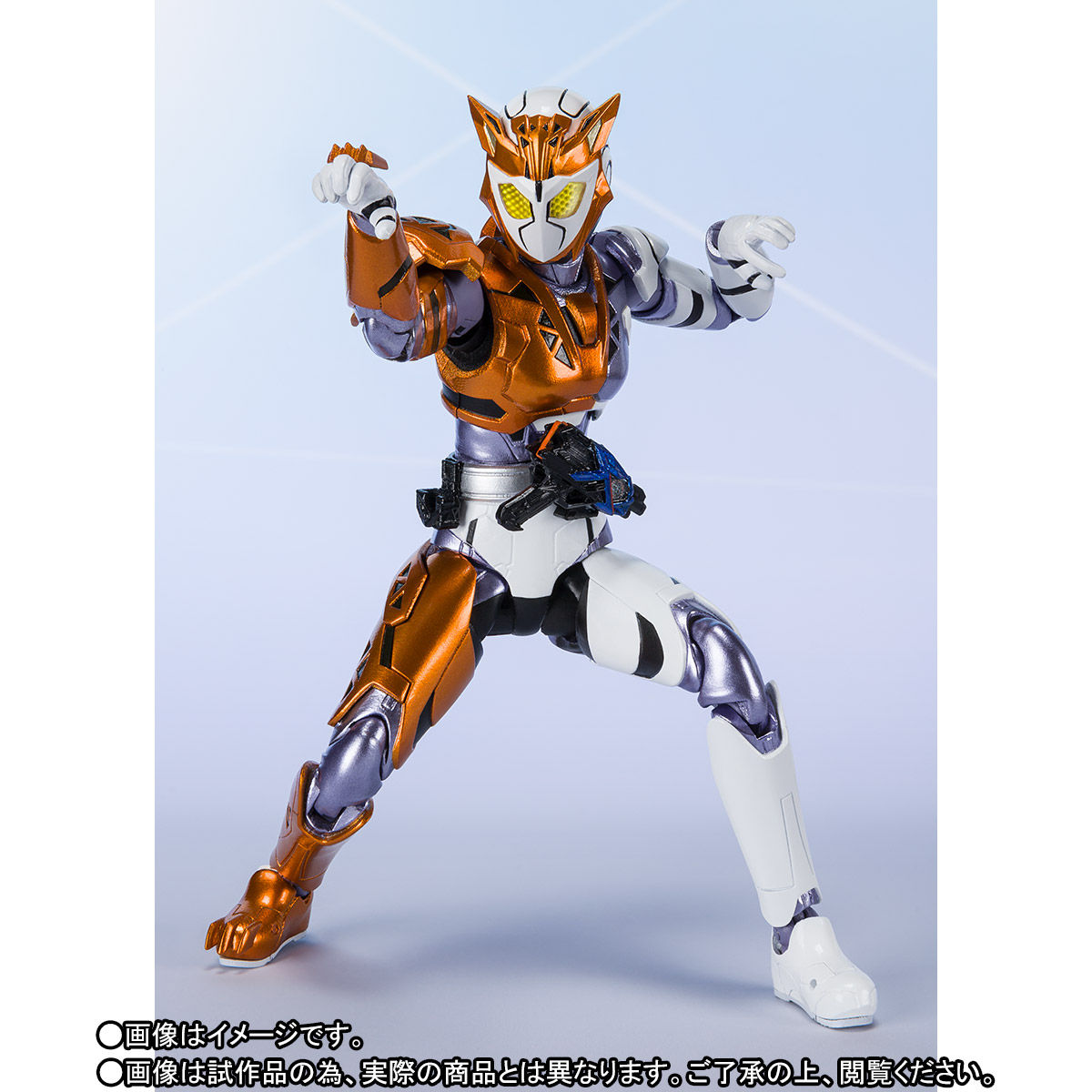 SHFiguarts Kamen Rider Valkyrie Lashing Cheetah