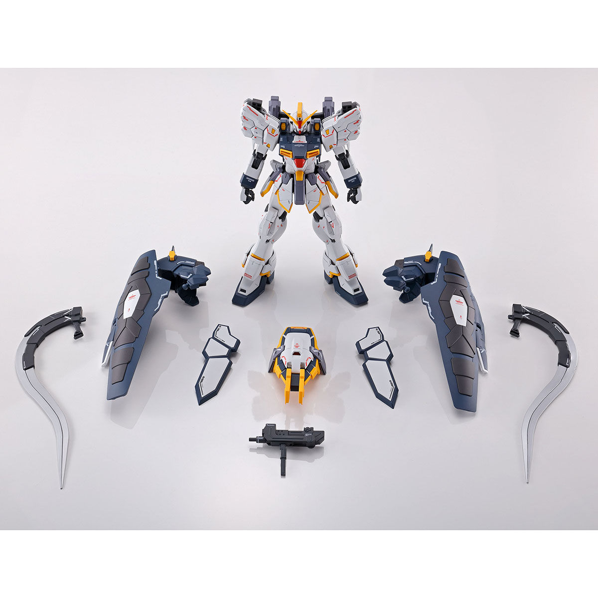 MG 1/100 Gundam Sandrock EW (equipped with Armadillo)