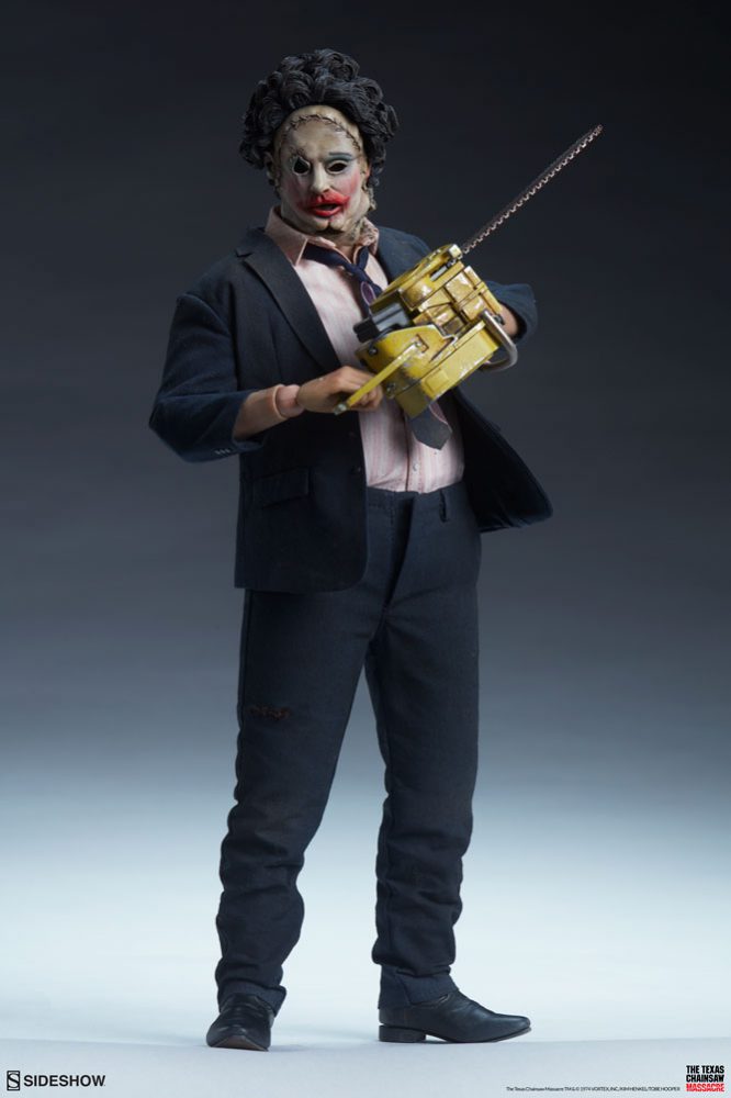 Don't Open That Door: Leatherface Deluxe Sixth Scale Figure