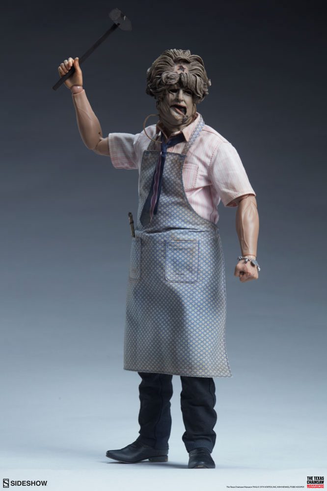 Don't Open That Door: Leatherface Deluxe Sixth Scale Figure