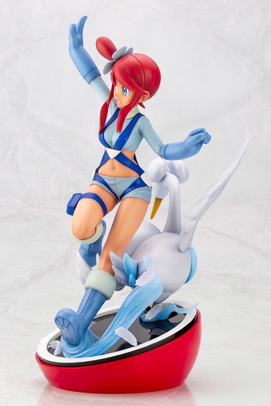 Pokemon Center Original Figure Skyla & Swanna