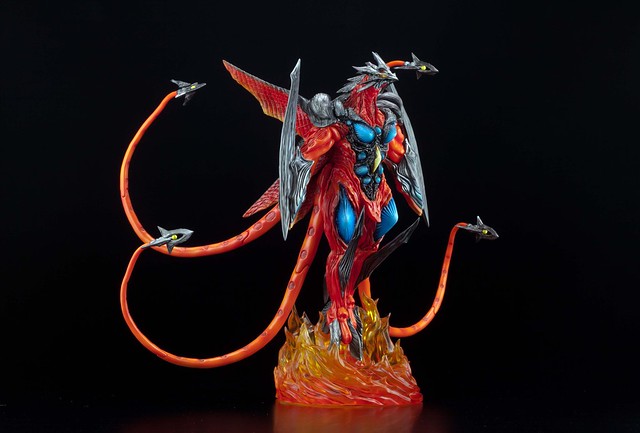 Super-excited series Cthulhu Iris