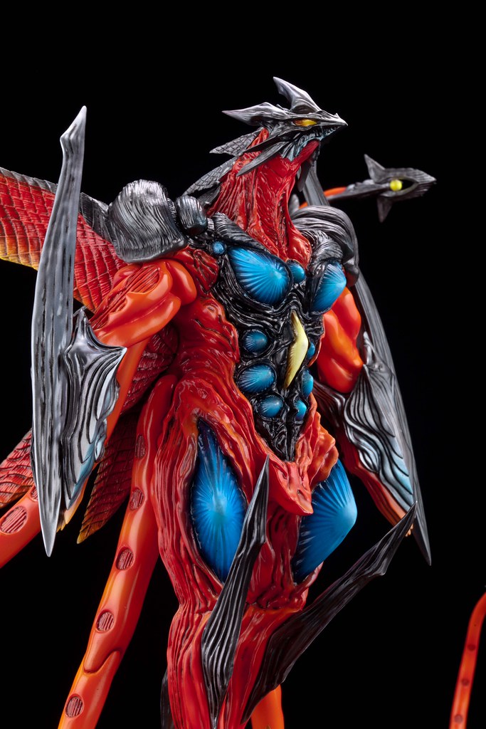 Super-excited series Cthulhu Iris