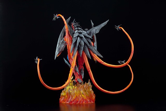 Super-excited series Cthulhu Iris