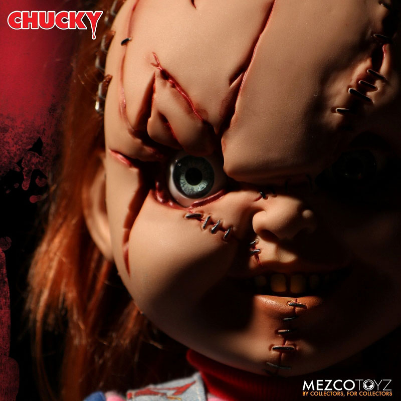 Child's Play / Chucky 15 Inch Talking Mega Scale Figure