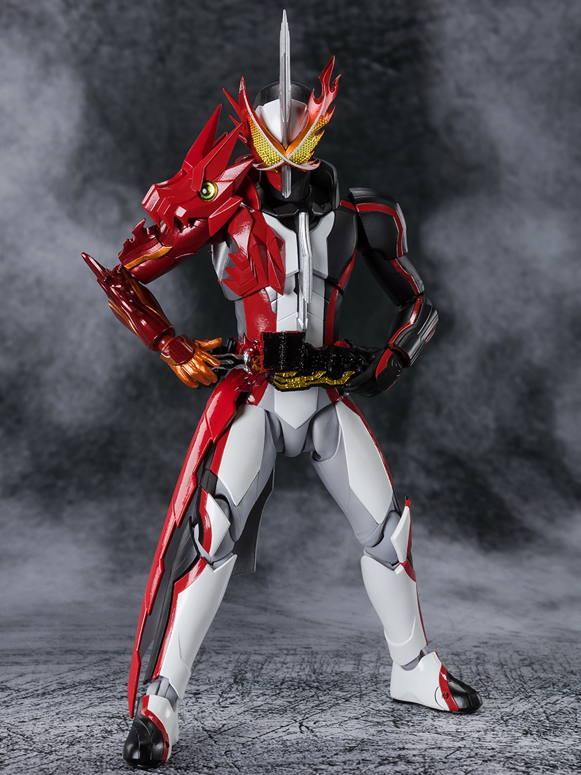 SHFiguarts Kamen Rider Saber Brave Dragon
