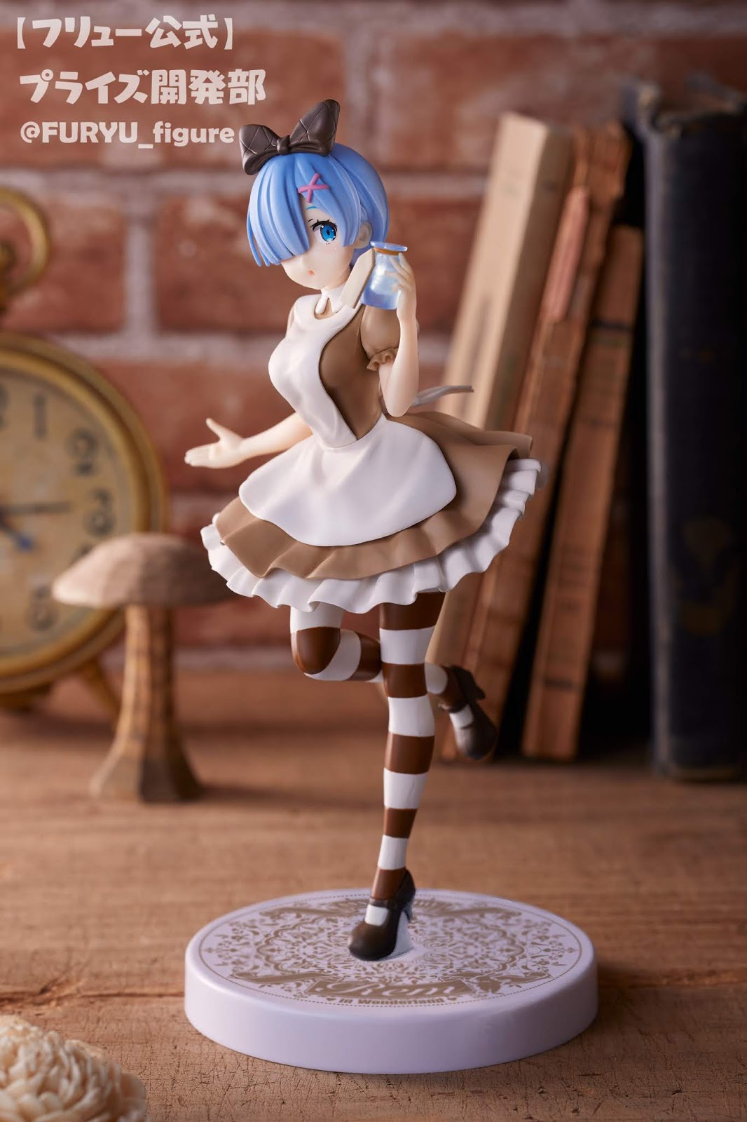 Re: Zero kara Hajimeru Isekai Seikatsu - Rem in Wonderland -Antique Ver.- SSS Figure