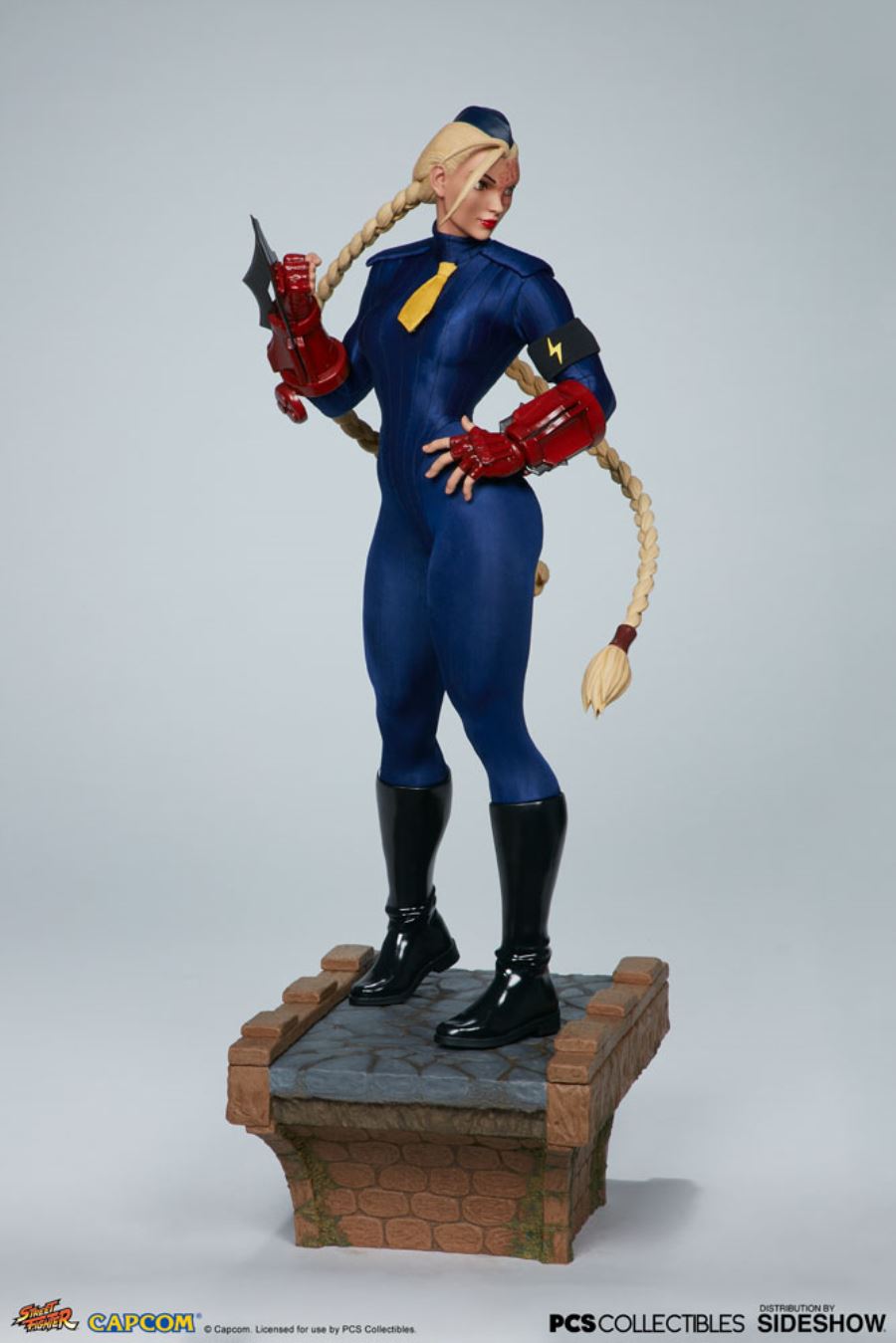 Cammy: Decapre 1/3 Scale Statue