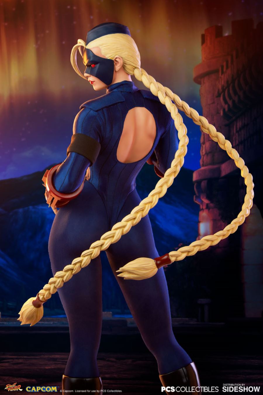 Cammy: Decapre 1/3 Scale Statue