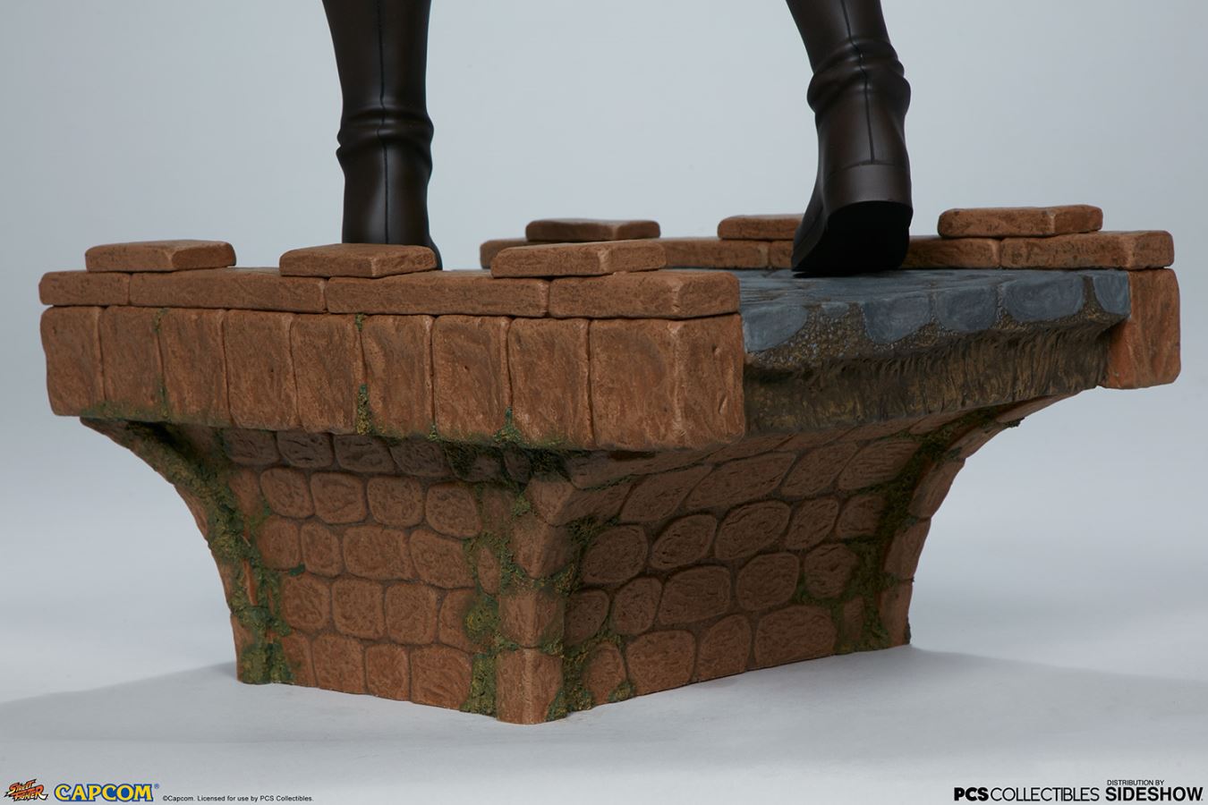 Cammy: Killer Bee 1/3 Scale Statue