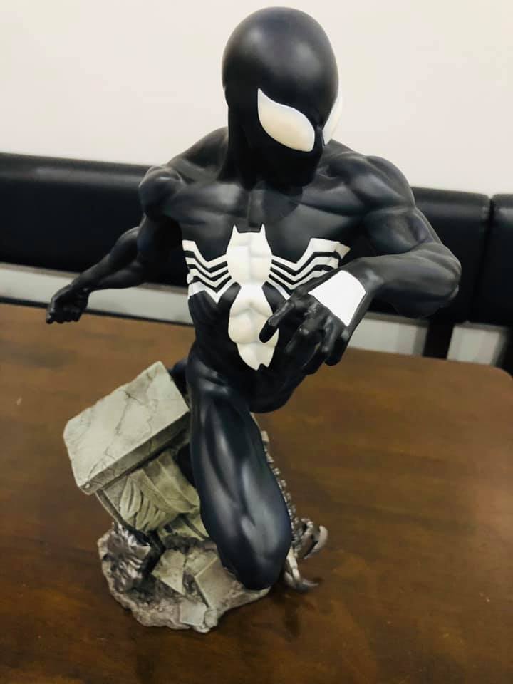 Spider-Man back in black