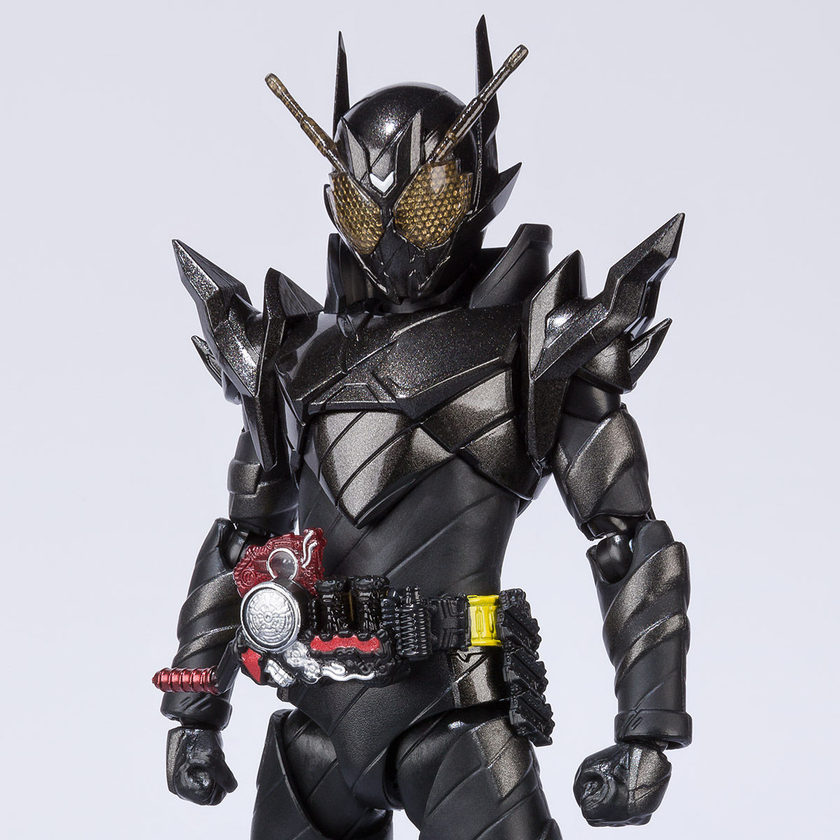 SHFiguarts Kamen Rider Metal Build