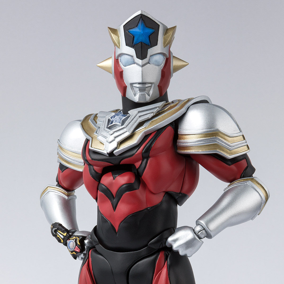 SHFiguarts Ultraman Titus
