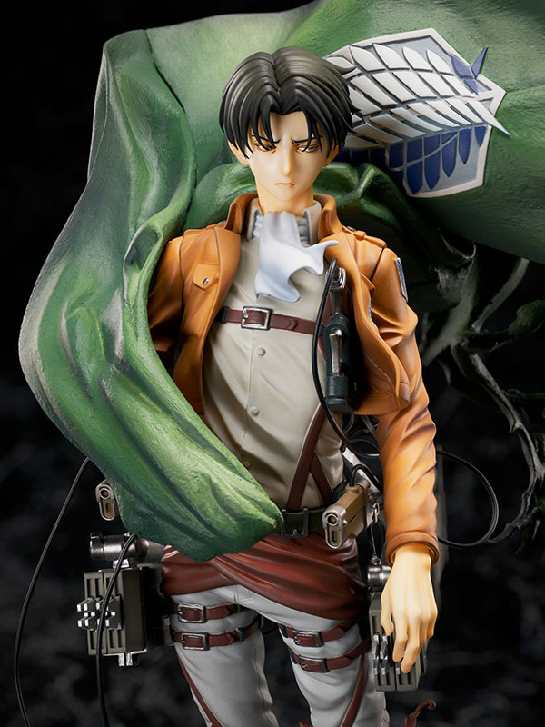 Attack on Titan Levi 1/7