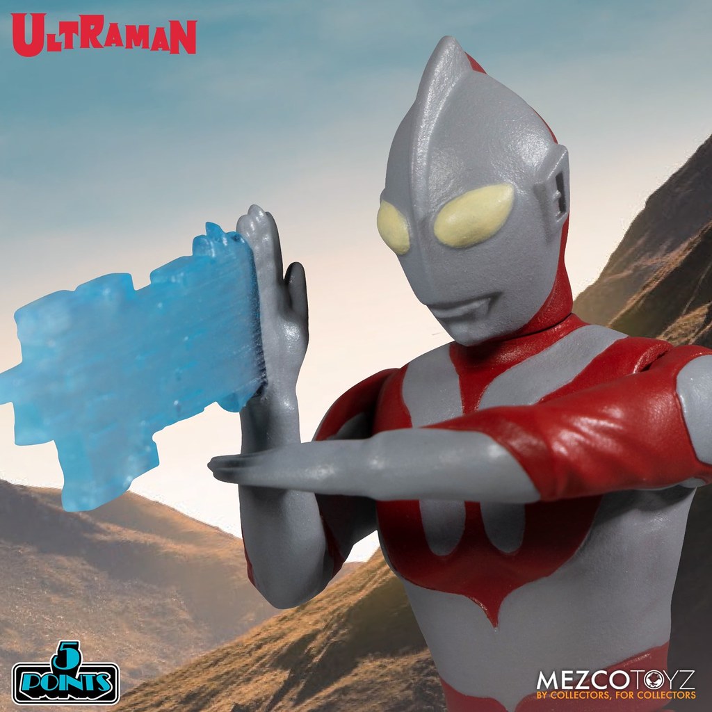 5 POINTS Ultraman & Red King Boxed Set