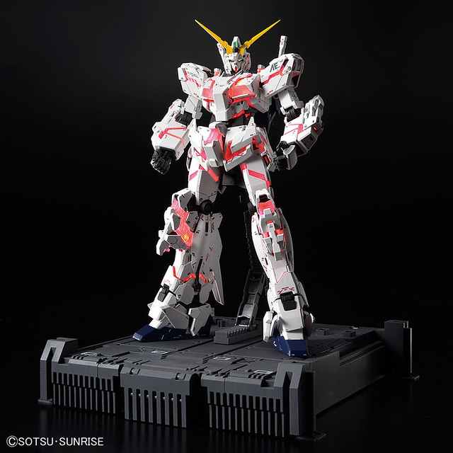 MGEX 1/100 Gundam Unicorn Ver.TWC