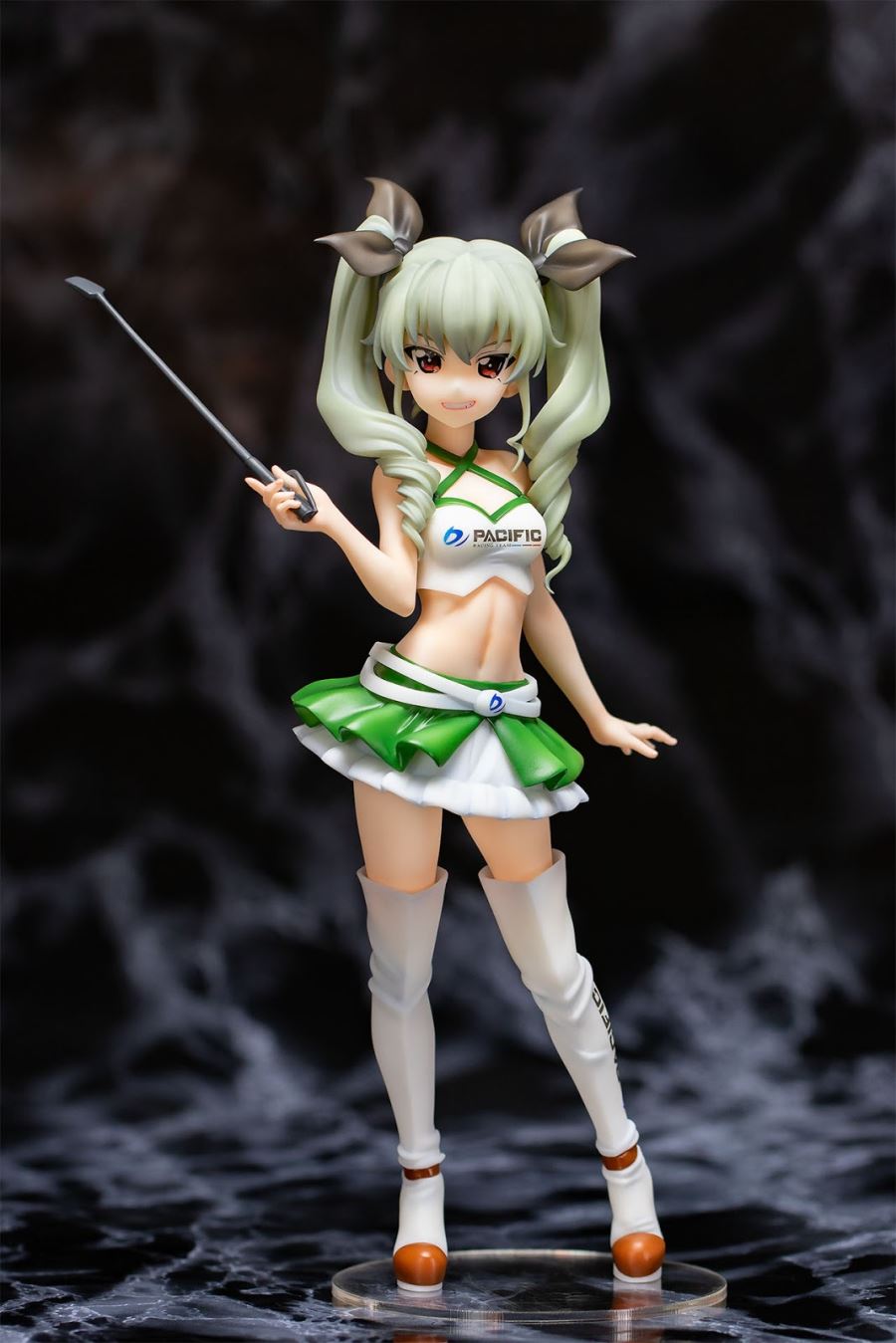 Girls und Panzer x PACIFIC - Anchovy -Race Queen ver.- Resized Edition 1/5