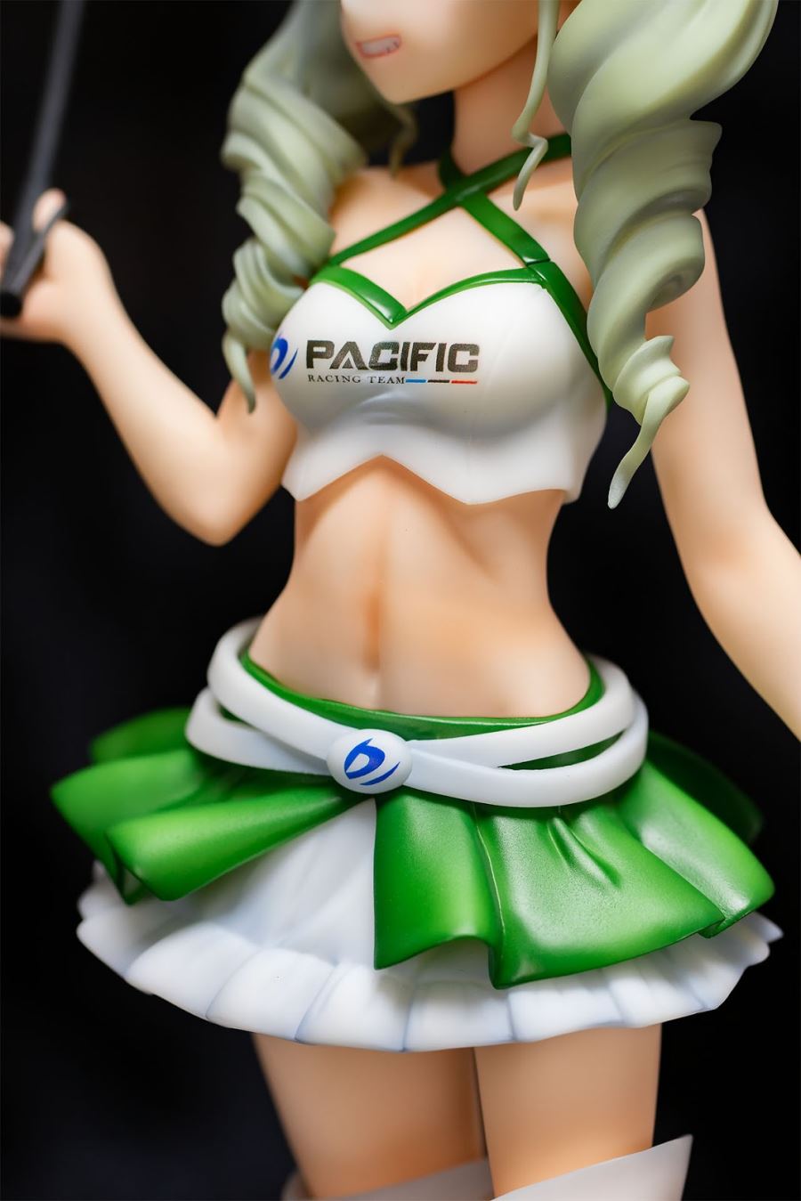 Girls und Panzer x PACIFIC - Anchovy -Race Queen ver.- Resized Edition 1/5