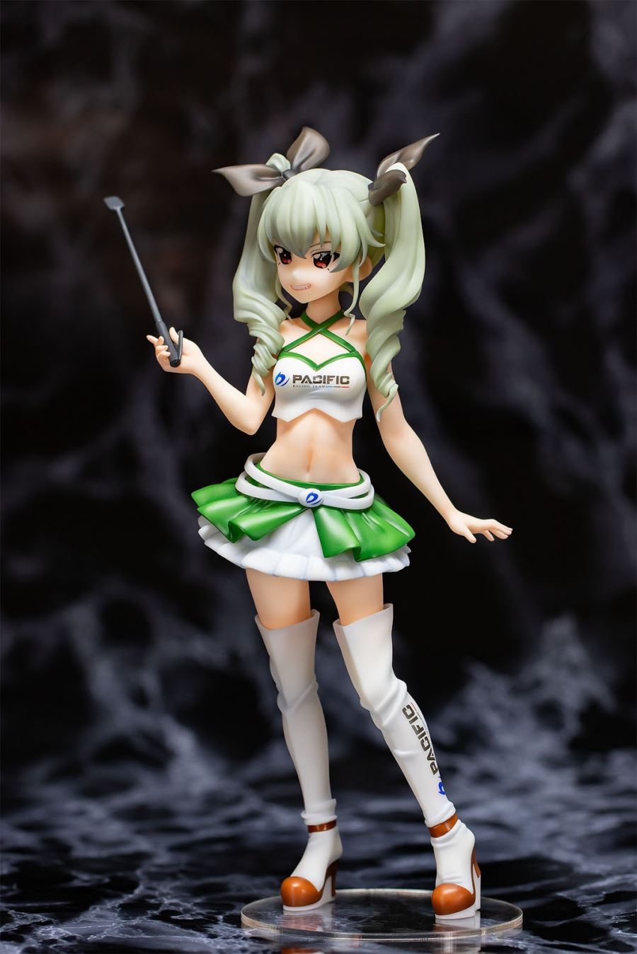Girls und Panzer x PACIFIC - Anchovy -Race Queen ver.- Resized Edition 1/5