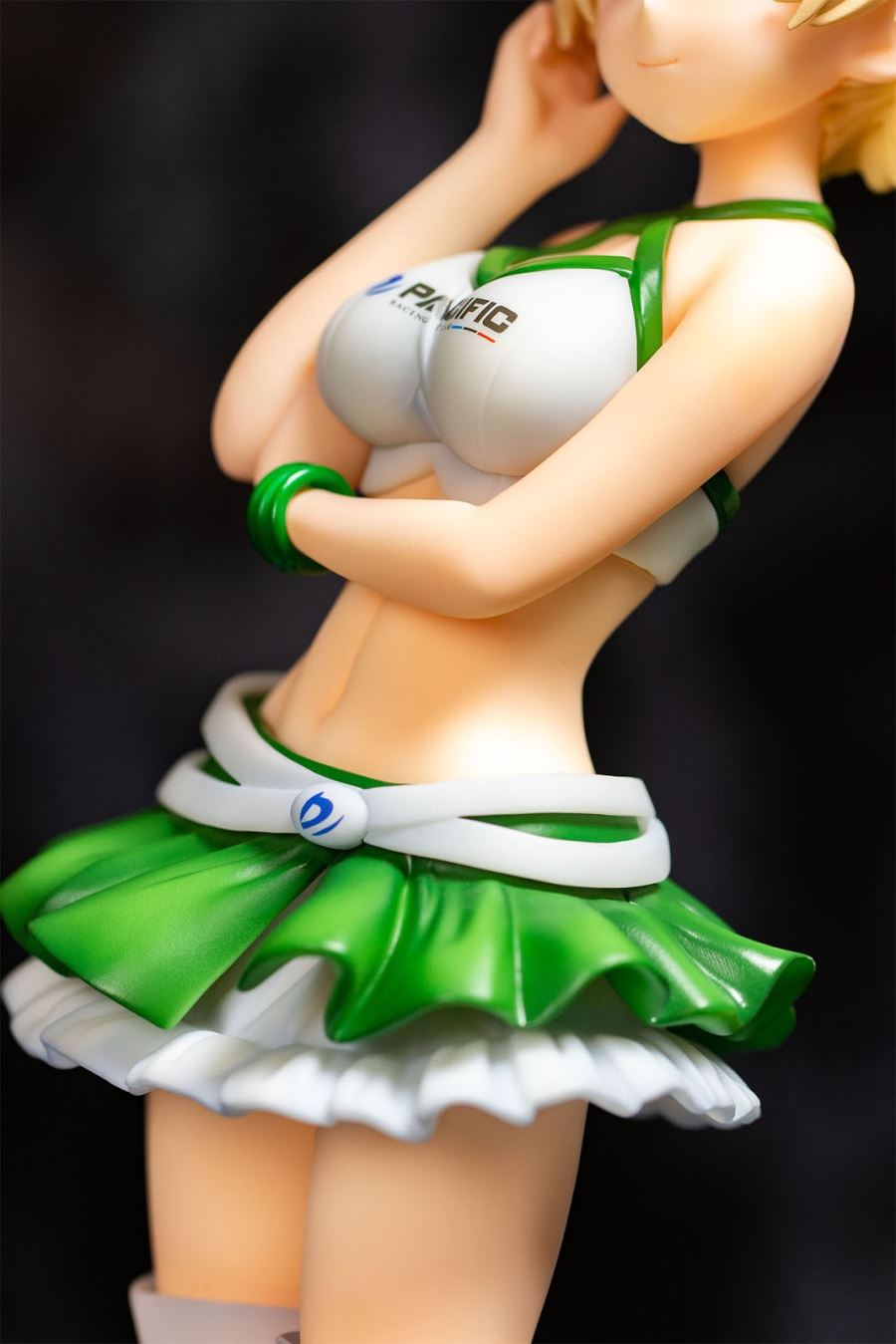 Girls und Panzer x PACIFIC - Darjeeling -Race Queen ver.- Resized Edition 1/5 