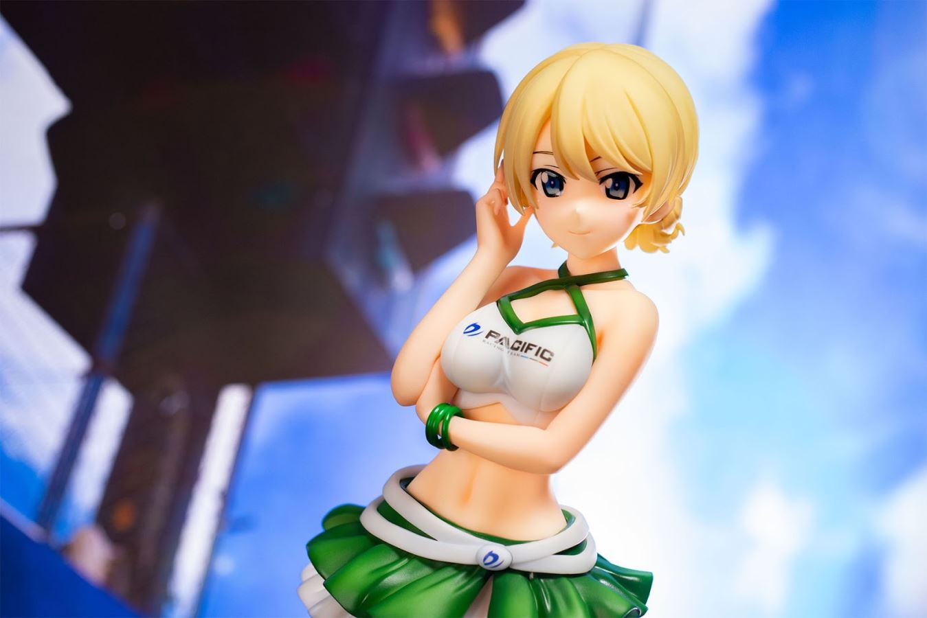 Girls und Panzer x PACIFIC - Darjeeling -Race Queen ver.- Resized Edition 1/5 