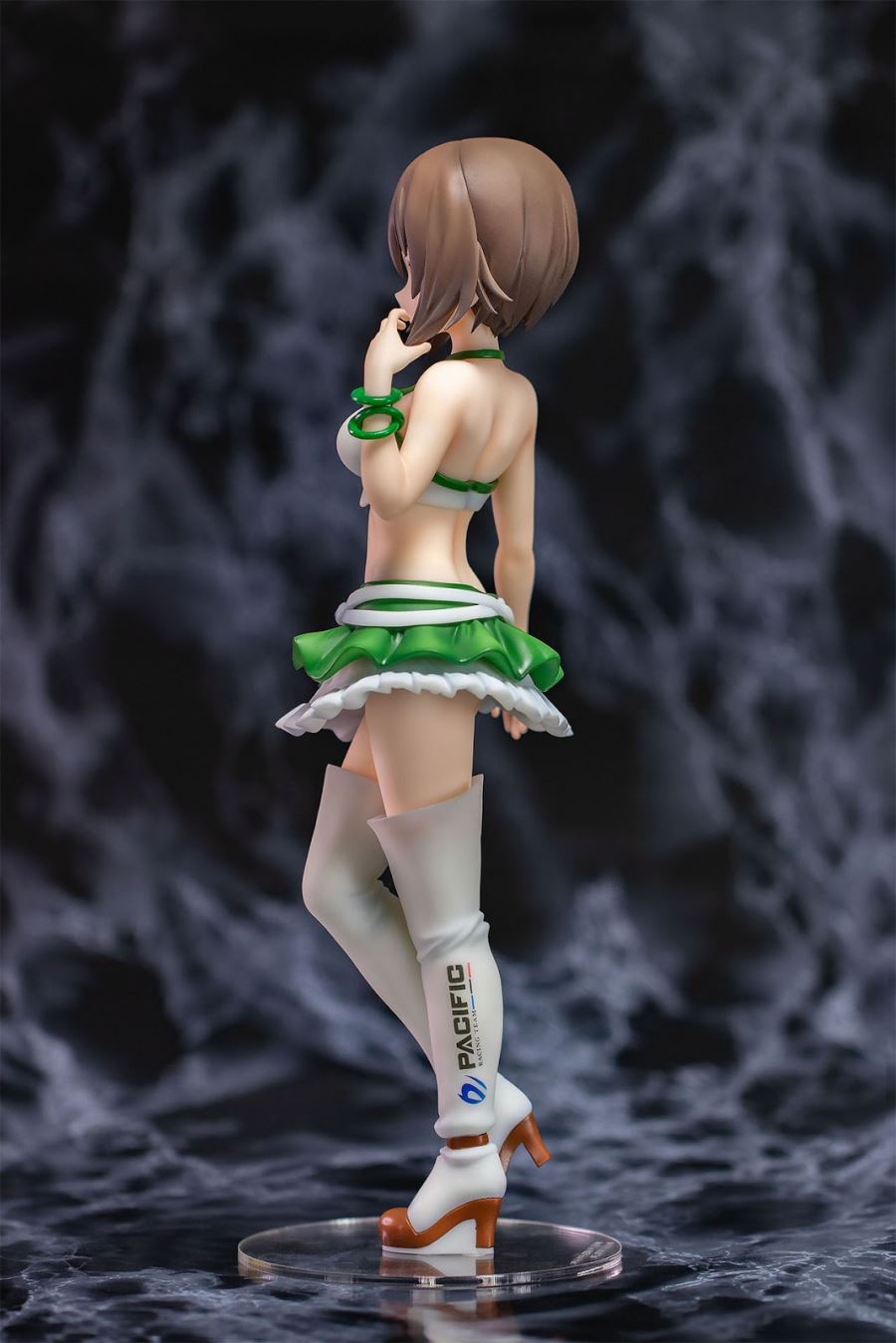 Girls und Panzer x PACIFIC - Maho Nishizumi -Race Queen ver.- Resized Edition 1/5