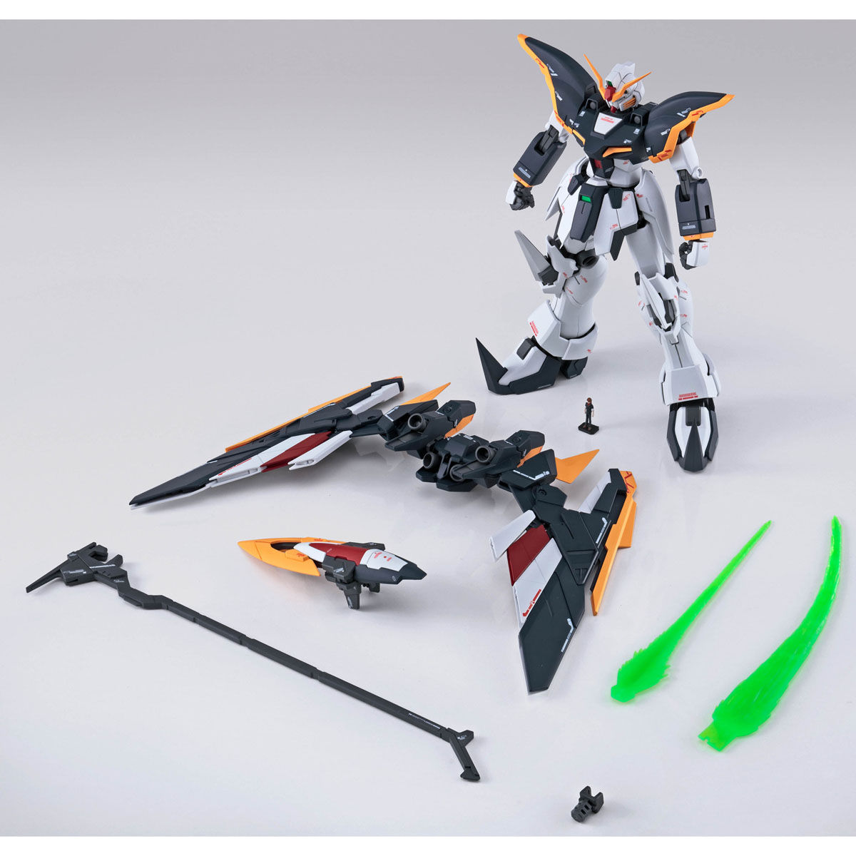 MG 1/100 Gundam Death Size EW (Ruset)
