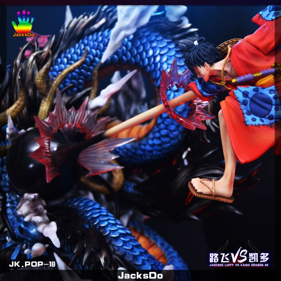 Luffy Punching Beast Mode Kaido