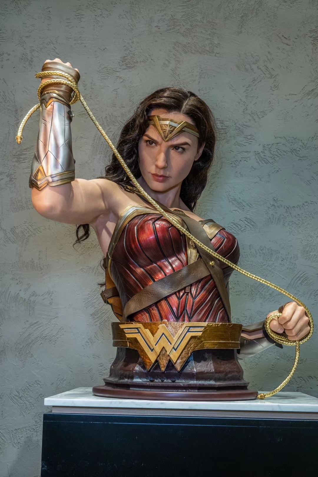 Wonder Woman Bust