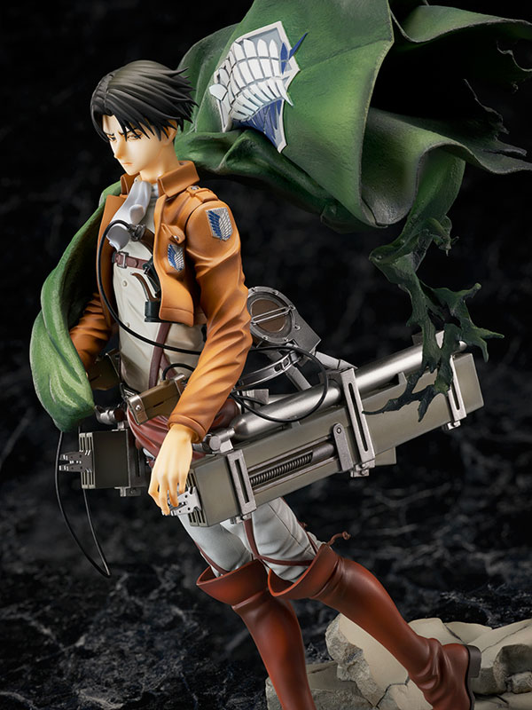 Attack on Titan Levi 1/7