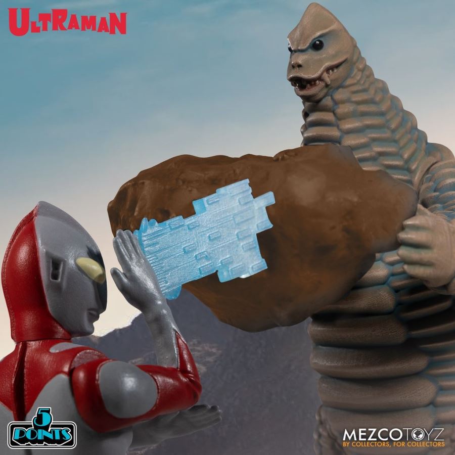5 POINTS Ultraman & Red King Boxed Set