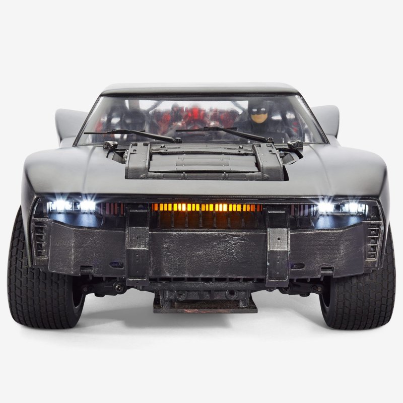 Mattel Creations The BATMAN™ The Ultimate Batmobile 1/10
