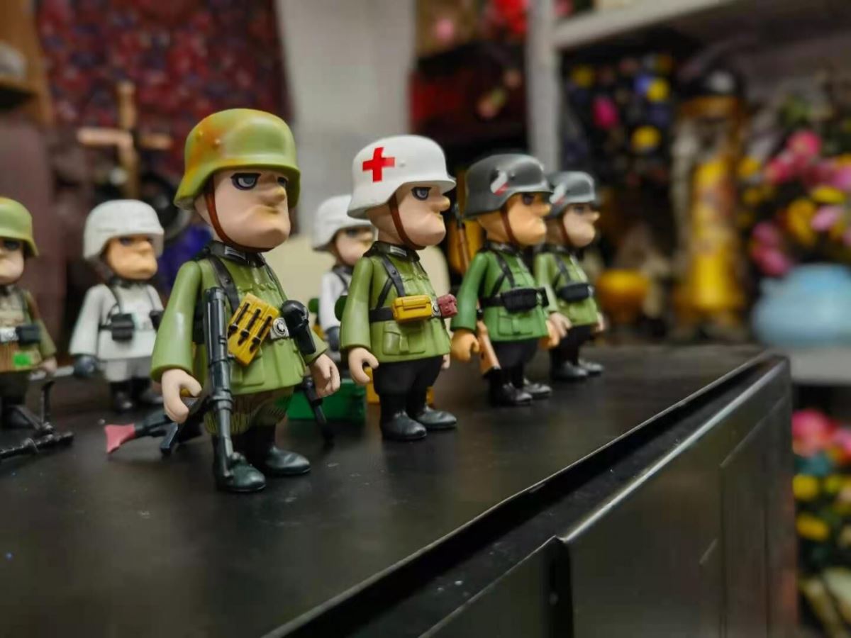 Eggman Blind Box World War II