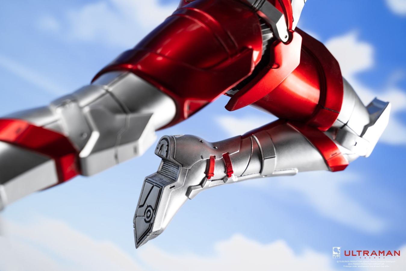 Ultraman VS Black King 1/4 Statue