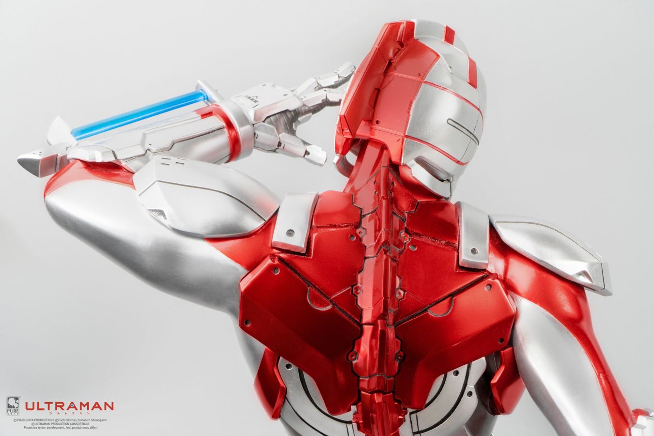 Ultraman VS Black King 1/4 Statue