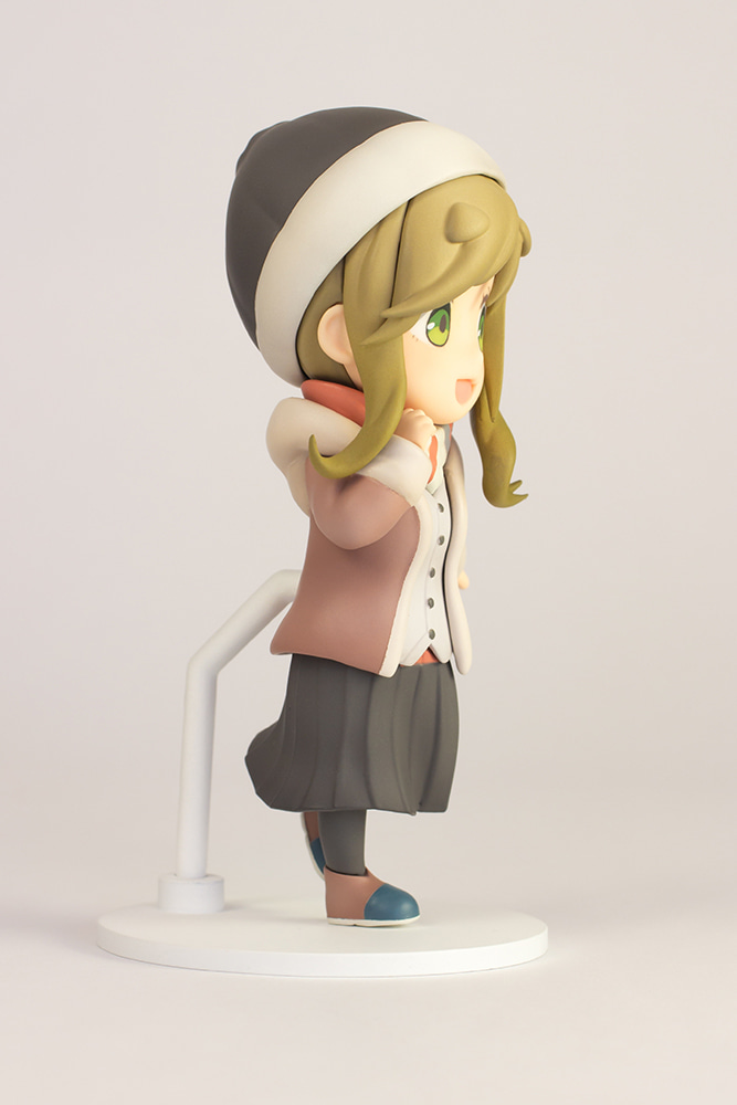 Aoi Inuyama mini-figure (Yuru Camp)