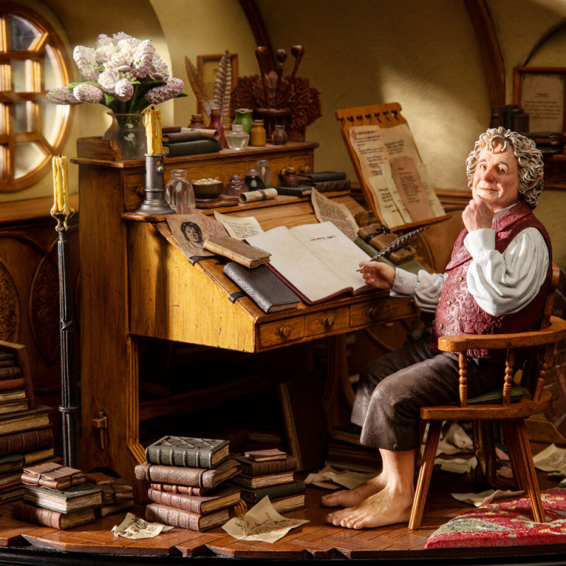  BILBO BAGGINS™ IN BAG END 1/6 scale statue-Limited Edition