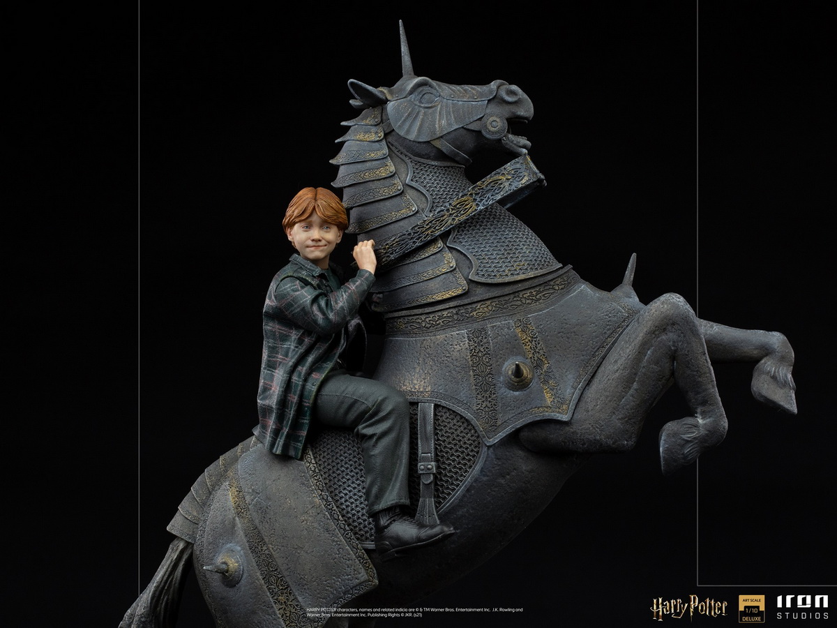 Iron Studios - Ron Weasley at the Wizard Chess Deluxe