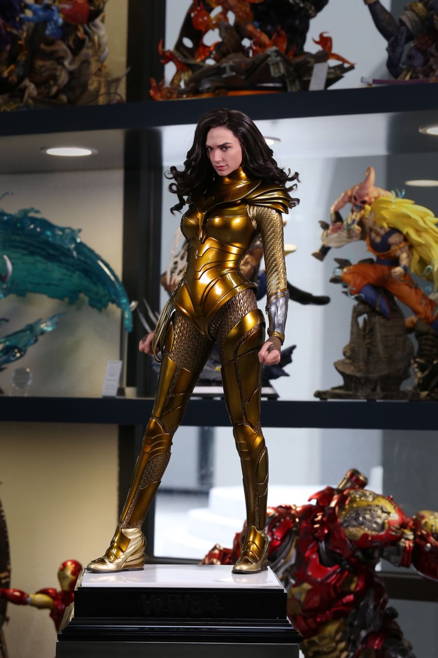 Wonder Woman 1984 Golden Eagle Battle Armor