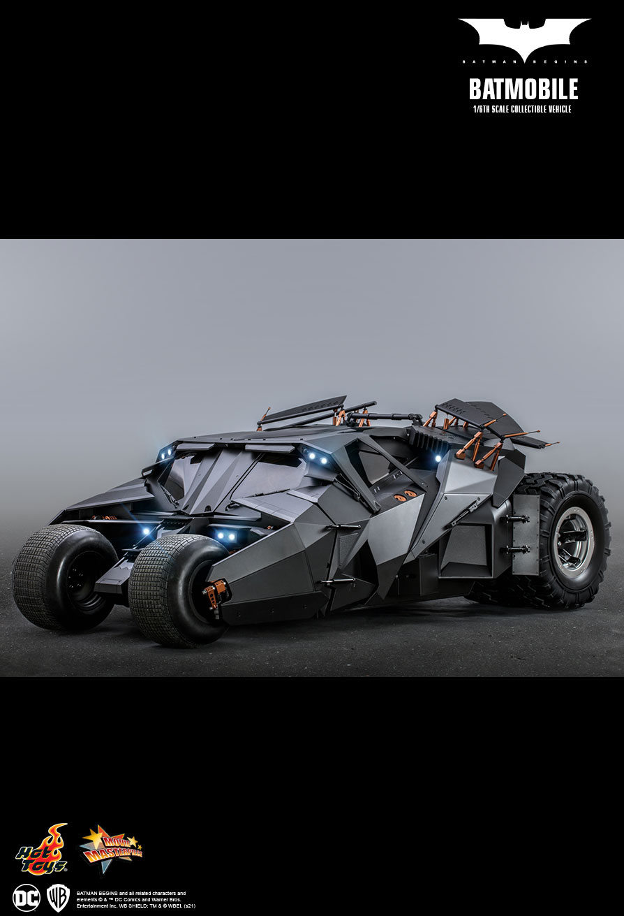 BATMAN BEGINS BATMOBILE 1/6TH SCALE COLLECTIBLE VEHICLE