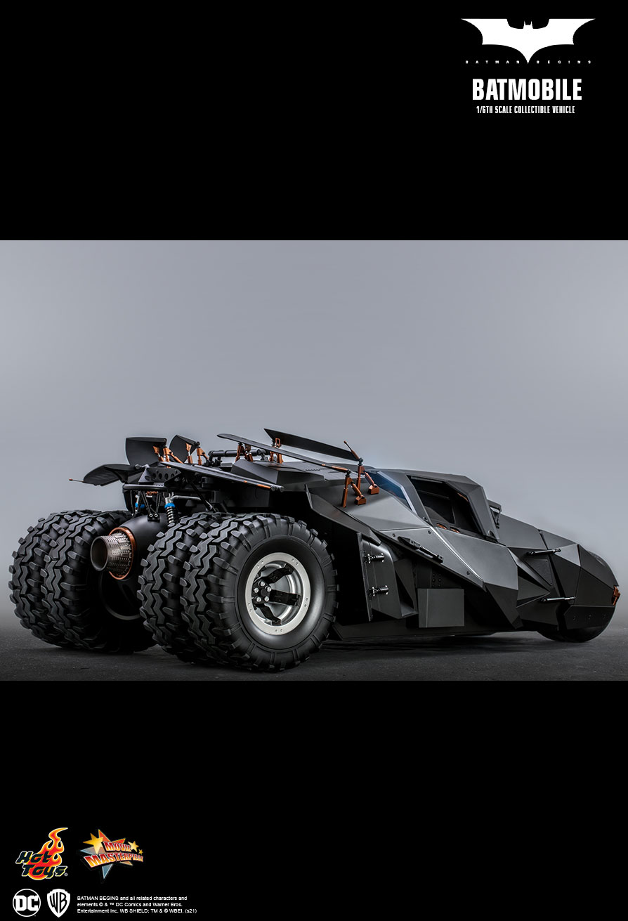 BATMAN BEGINS BATMOBILE 1/6TH SCALE COLLECTIBLE VEHICLE