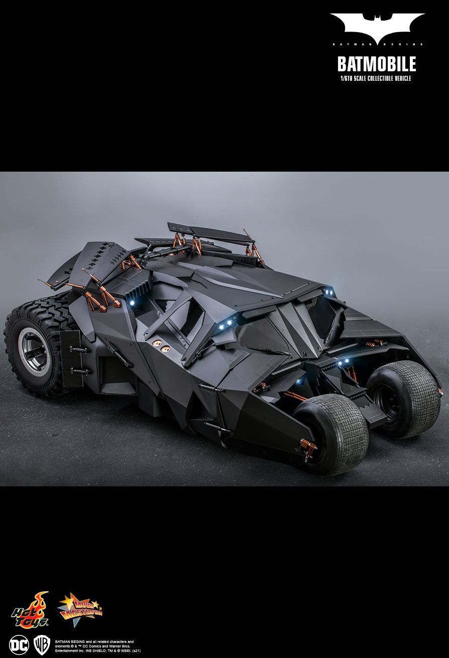 BATMAN BEGINS BATMOBILE 1/6TH SCALE COLLECTIBLE VEHICLE