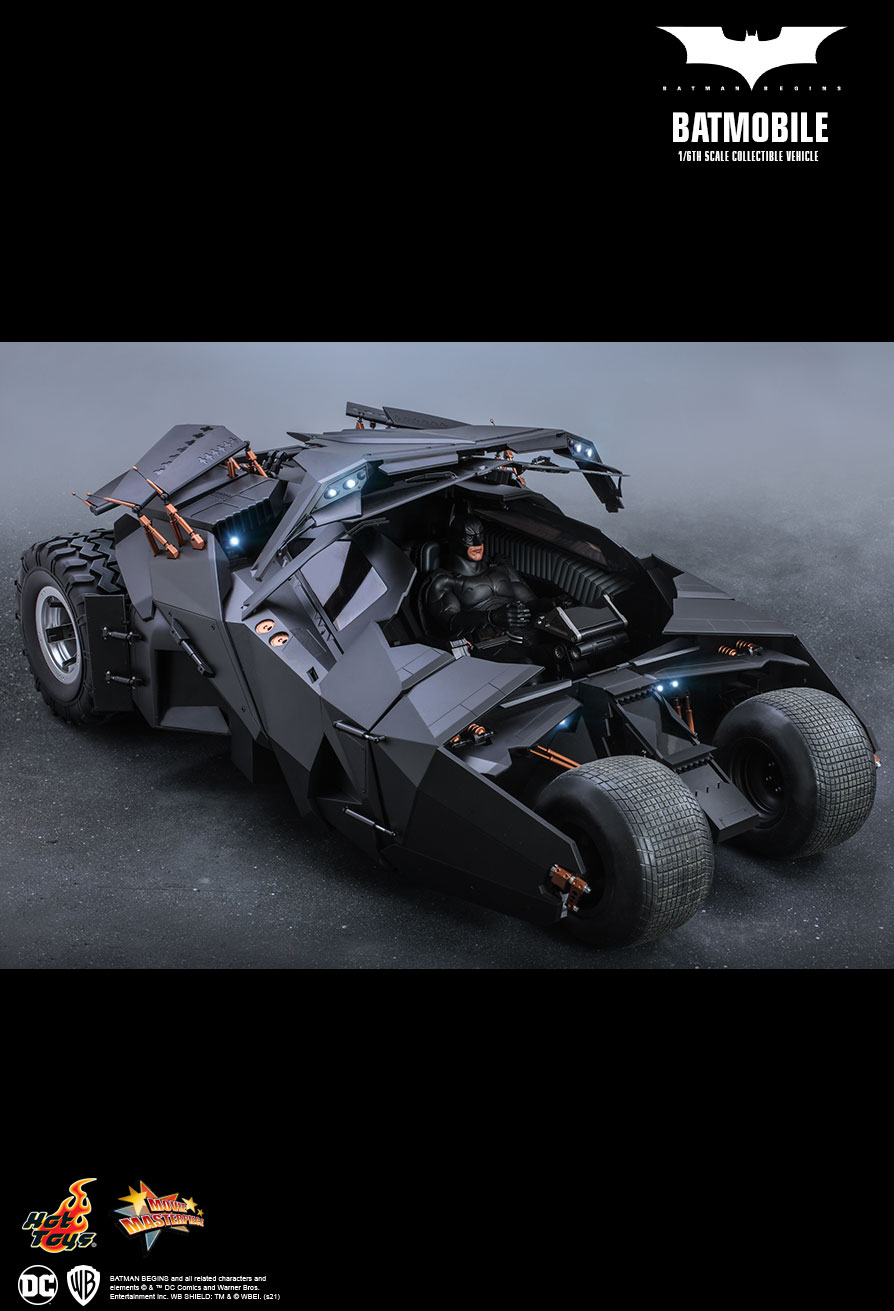 BATMAN BEGINS BATMOBILE 1/6TH SCALE COLLECTIBLE VEHICLE