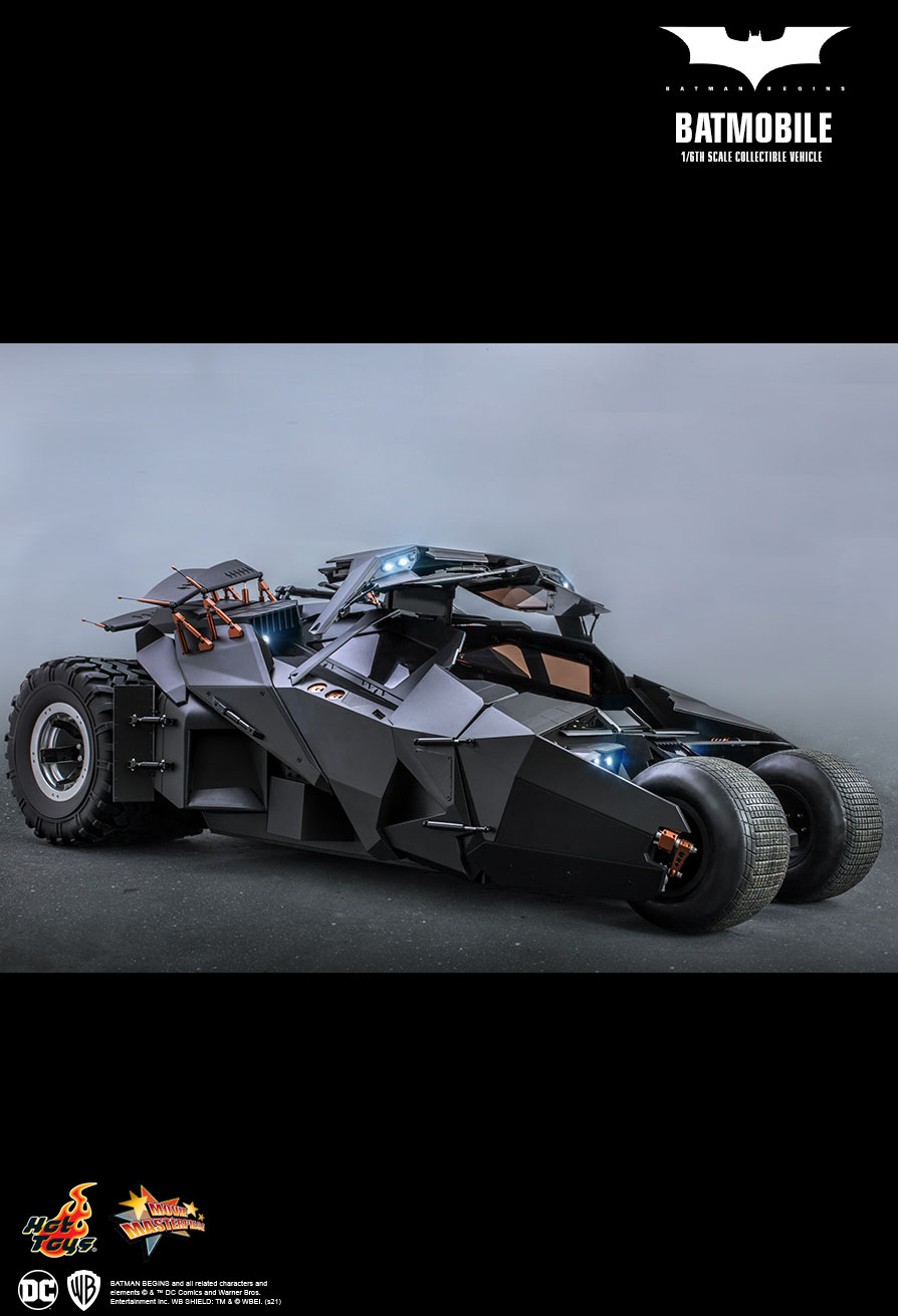 BATMAN BEGINS BATMOBILE 1/6TH SCALE COLLECTIBLE VEHICLE