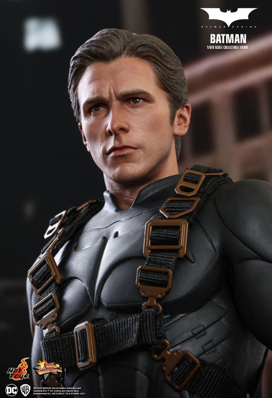 BATMAN BEGINS - BATMAN 1/6