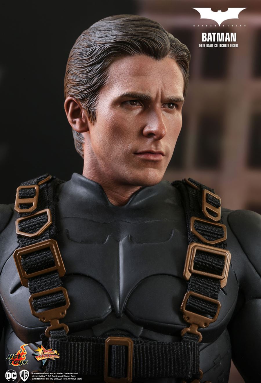 BATMAN BEGINS - BATMAN 1/6